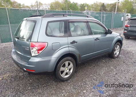 2011 Subaru Forester 2.5X из США, поврежденный, VIN JF2SHABC3BH750500